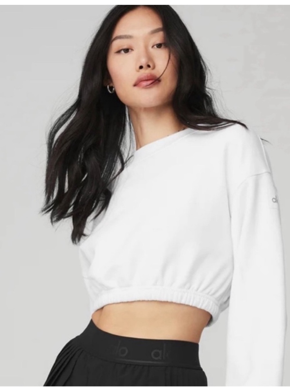 ALO YOGA CROPPED DEVOTION CREWNECK SWEATSHIRT